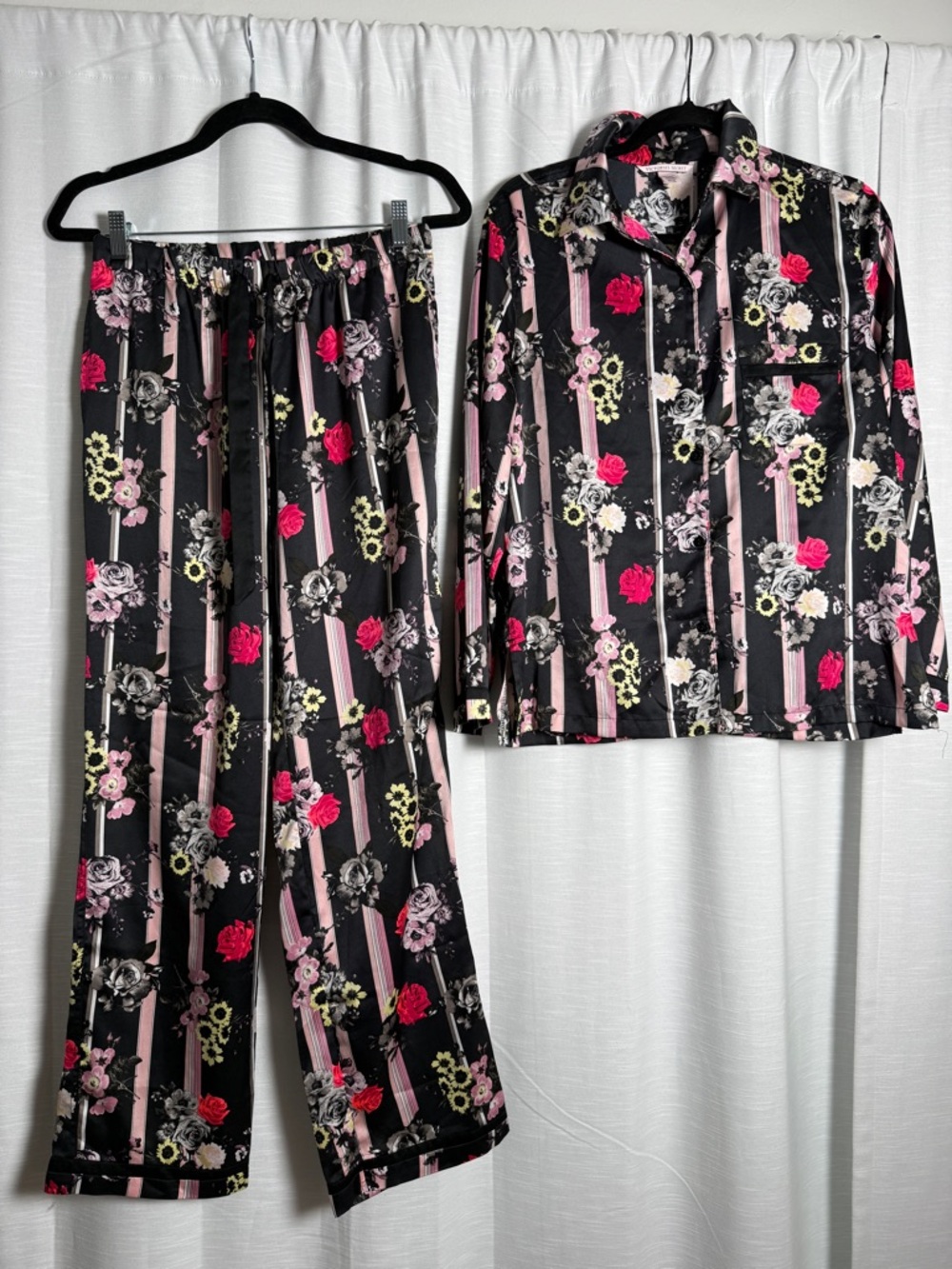 Victoria’s Secret Satin Floral Pajama Set Matching Lounge Set Black | Size S - Picture 5 of 17